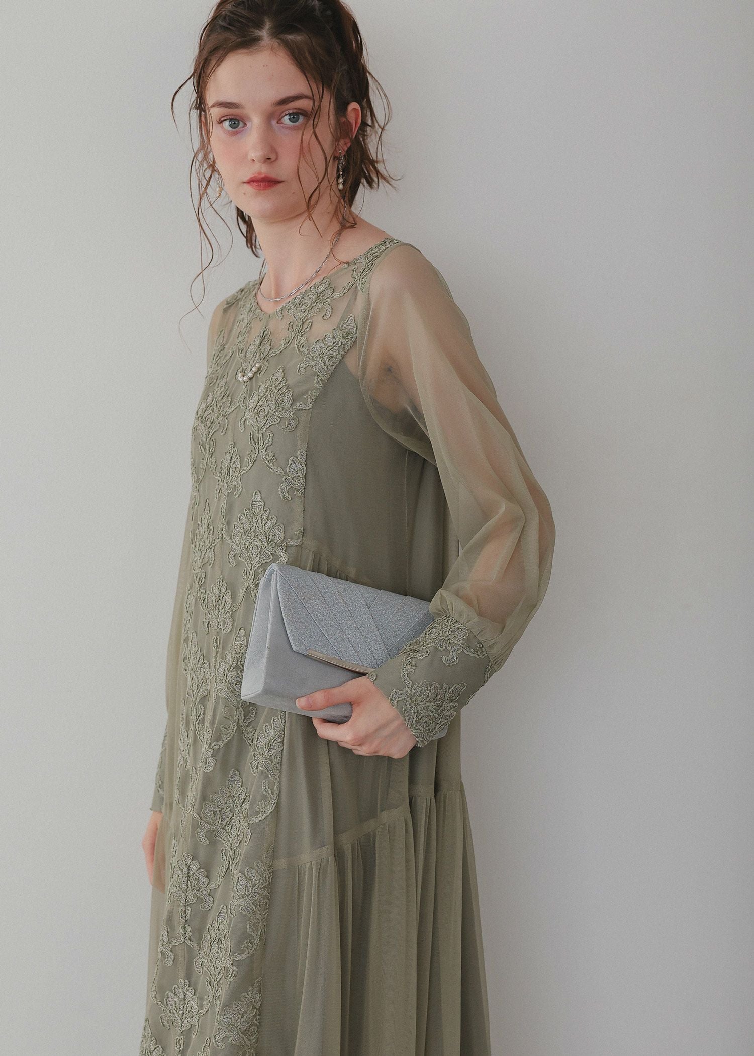 3wayラメ×スウェードタッチフラップ クラッチバックのドレス|Dorry