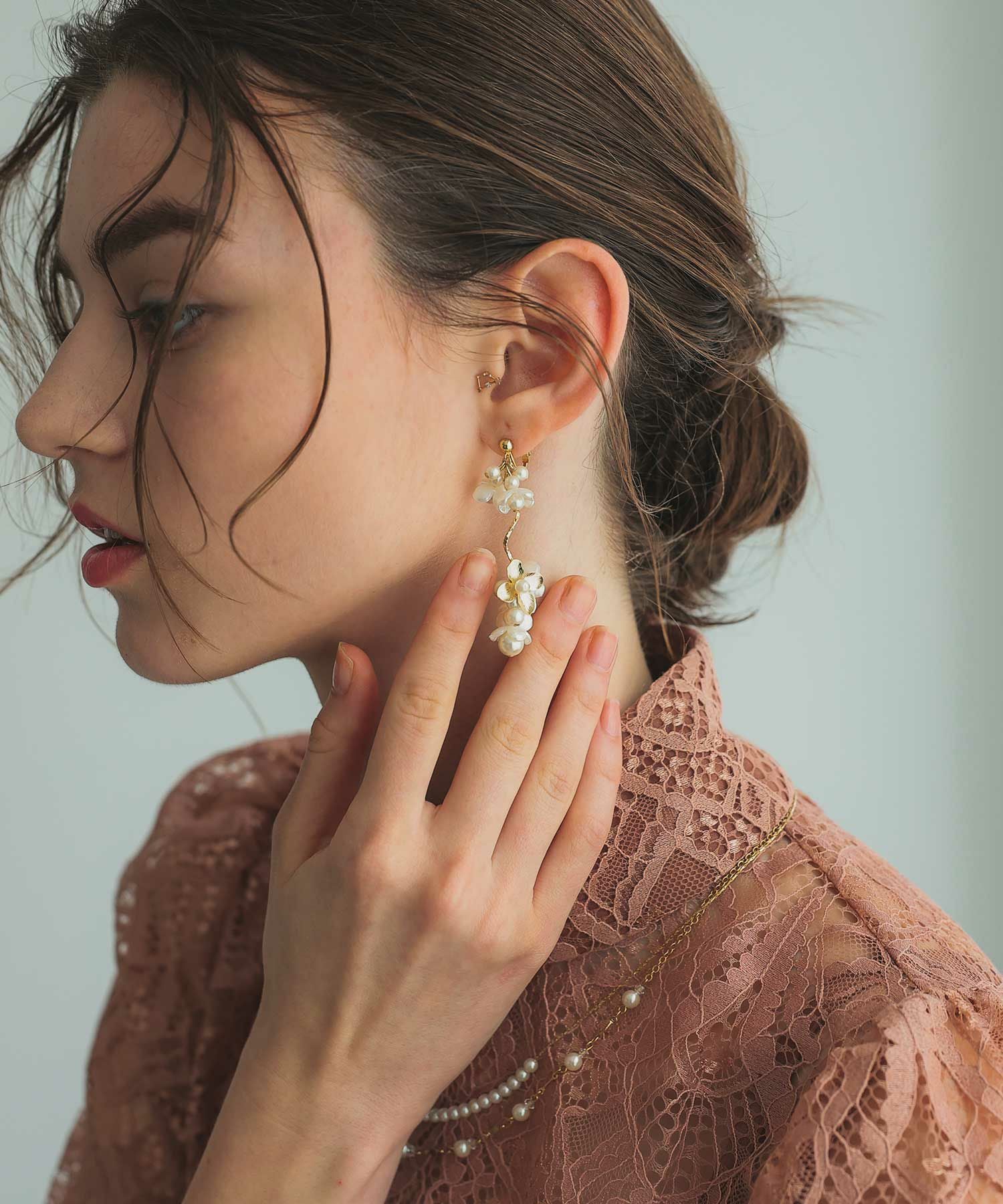 パールフラワーイヤリングのドレス|Dorry Doll / LE'RURE