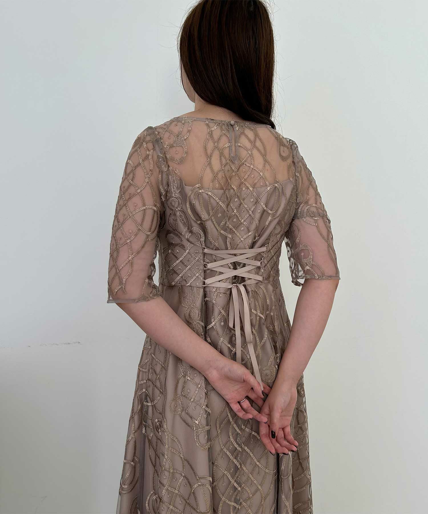 シャイニーエンブロイダリードレス|DorryDoll