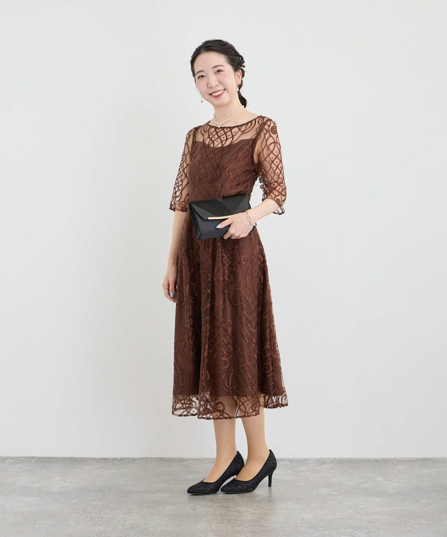 シャイニーエンブロイダリードレス|DorryDoll