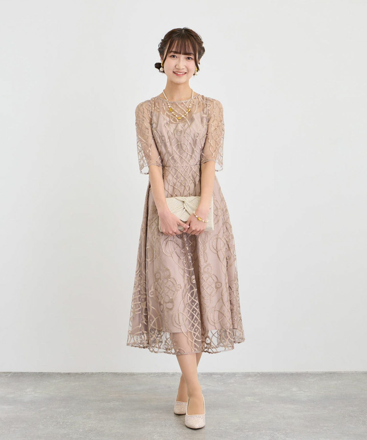 シャイニーエンブロイダリードレス|DorryDoll