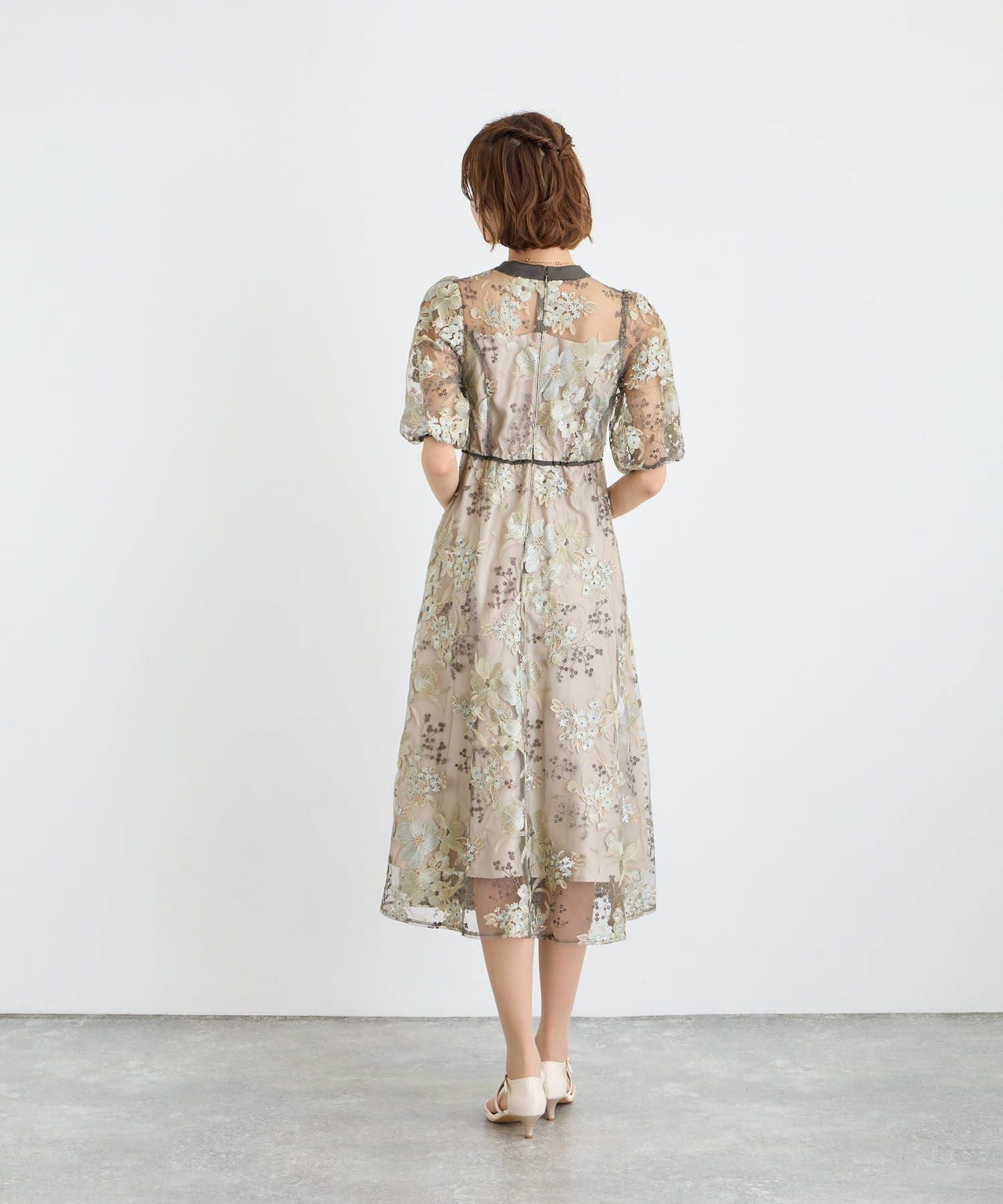 フラワーエンブロイダリードレス|DorryDoll