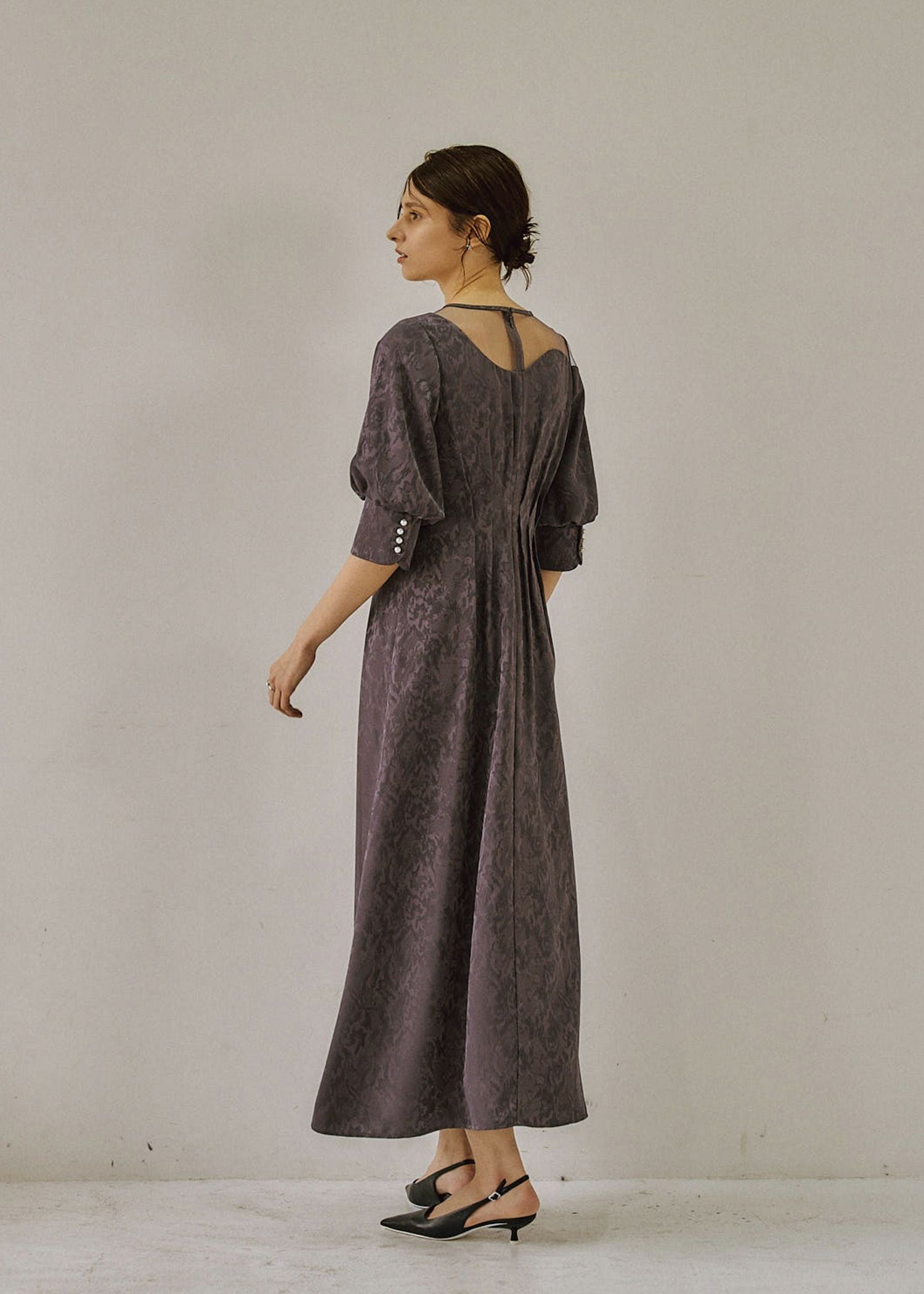 Meandering waist tuck flare dress｜LE'RURE