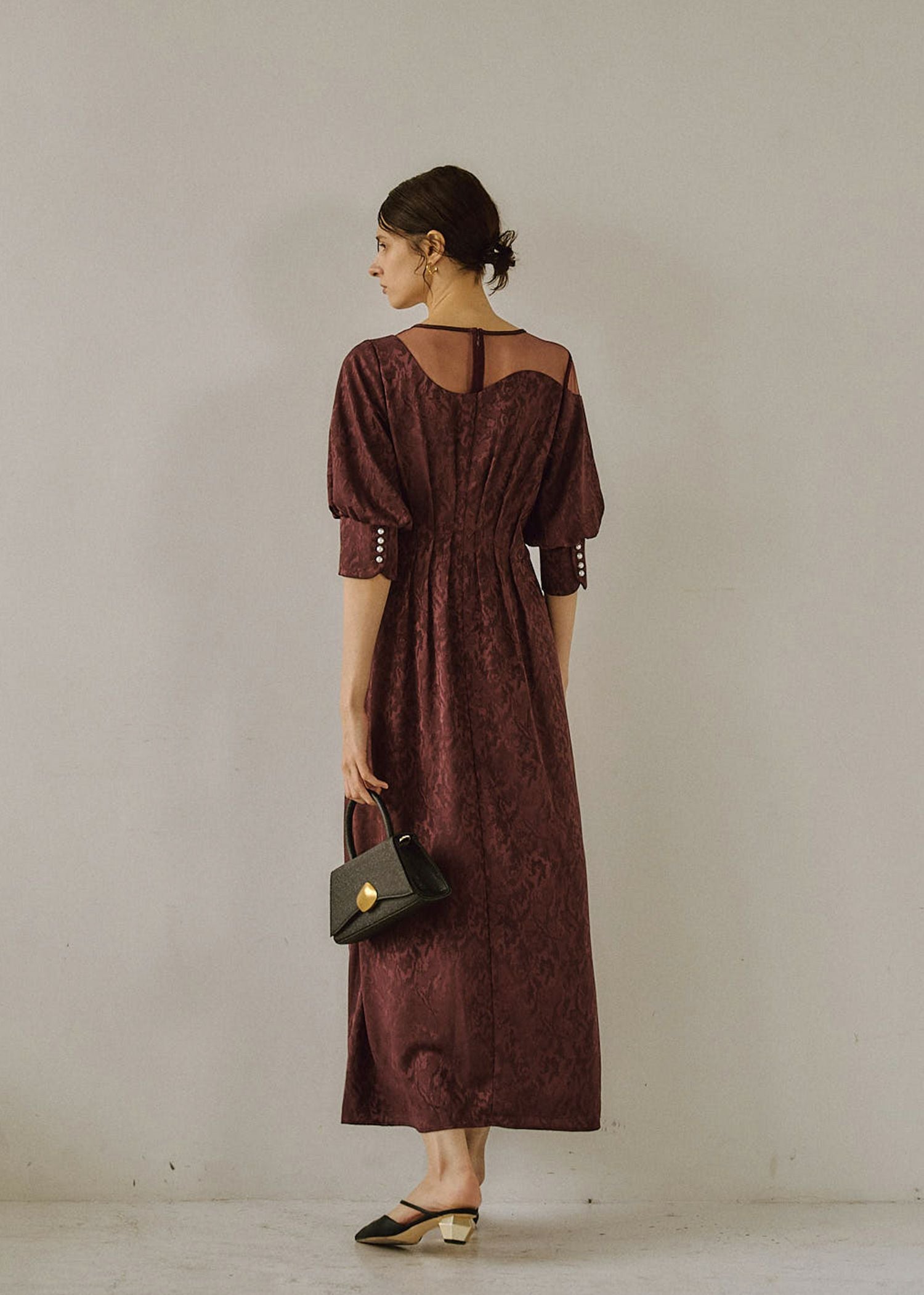 Meandering waist tuck flare dress｜LE'RURE