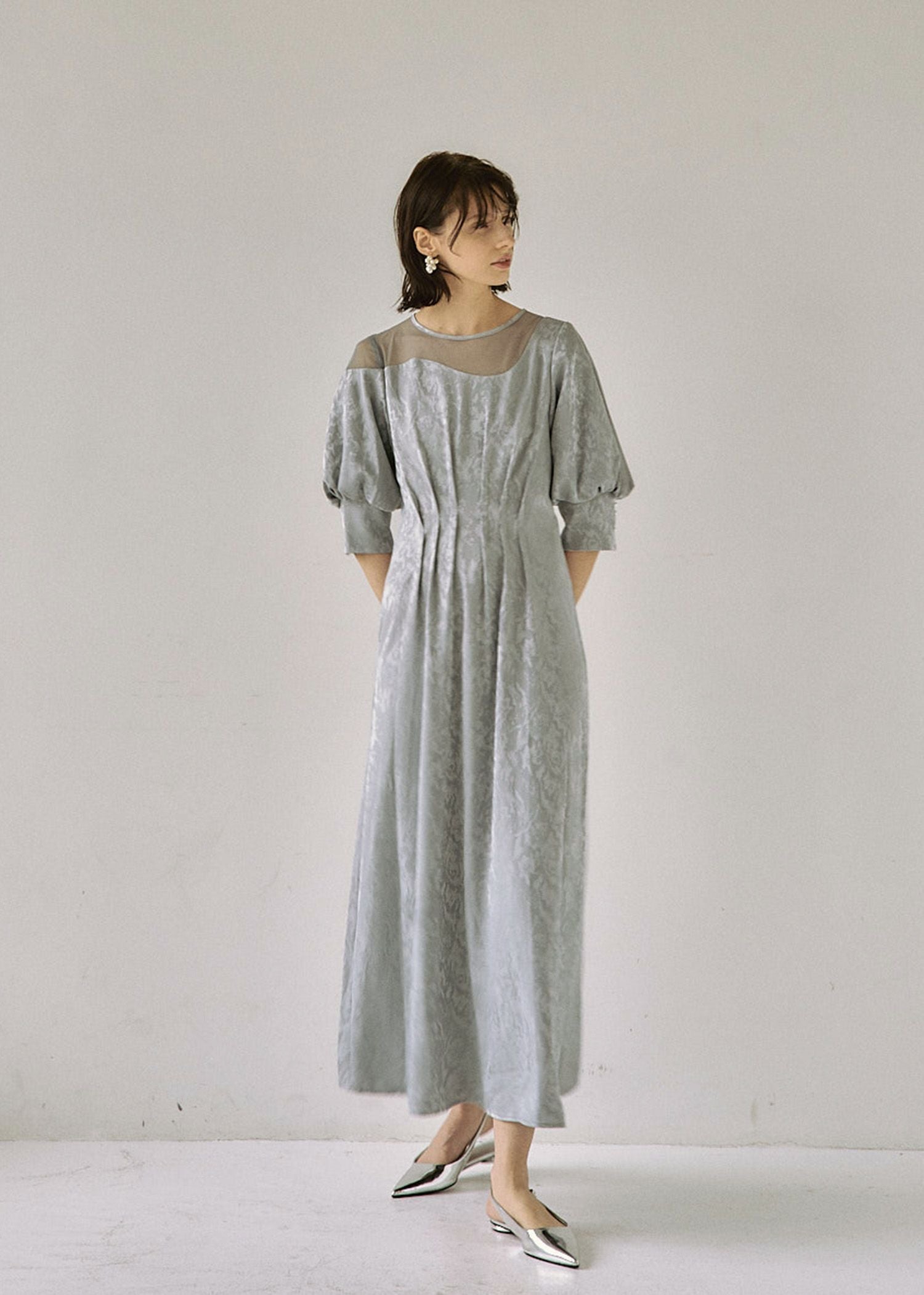 Meandering waist tuck flare dress｜LE'RURE