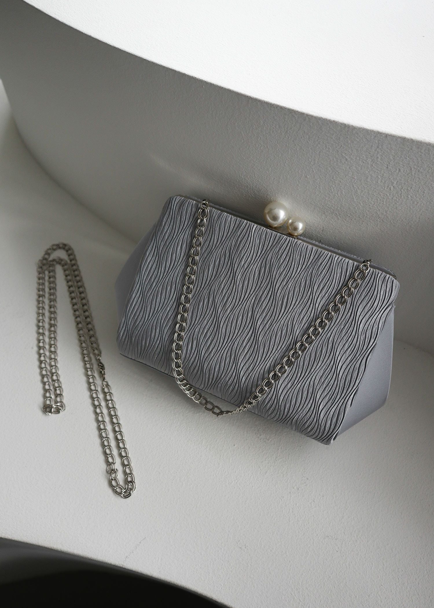 プリーツクラッチバッグのドレス|Dorry Doll / LE'RURE