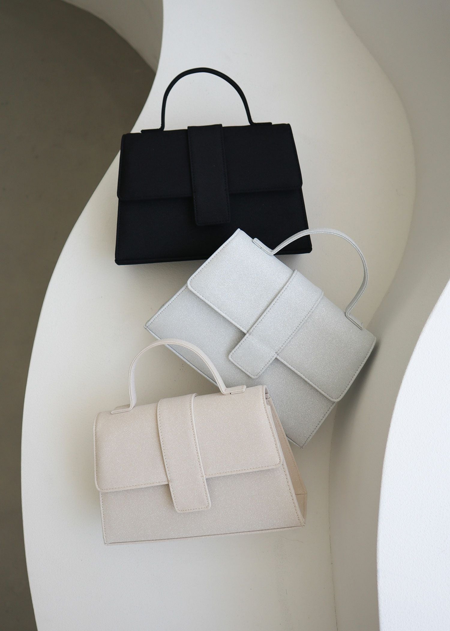 000000000696-01.jpg?size=l&w=