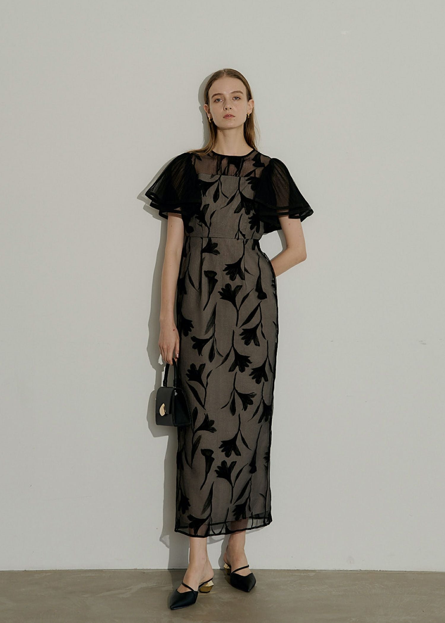 Circurar sleeve flower dressのドレス|Dorry Doll / LE'RURE