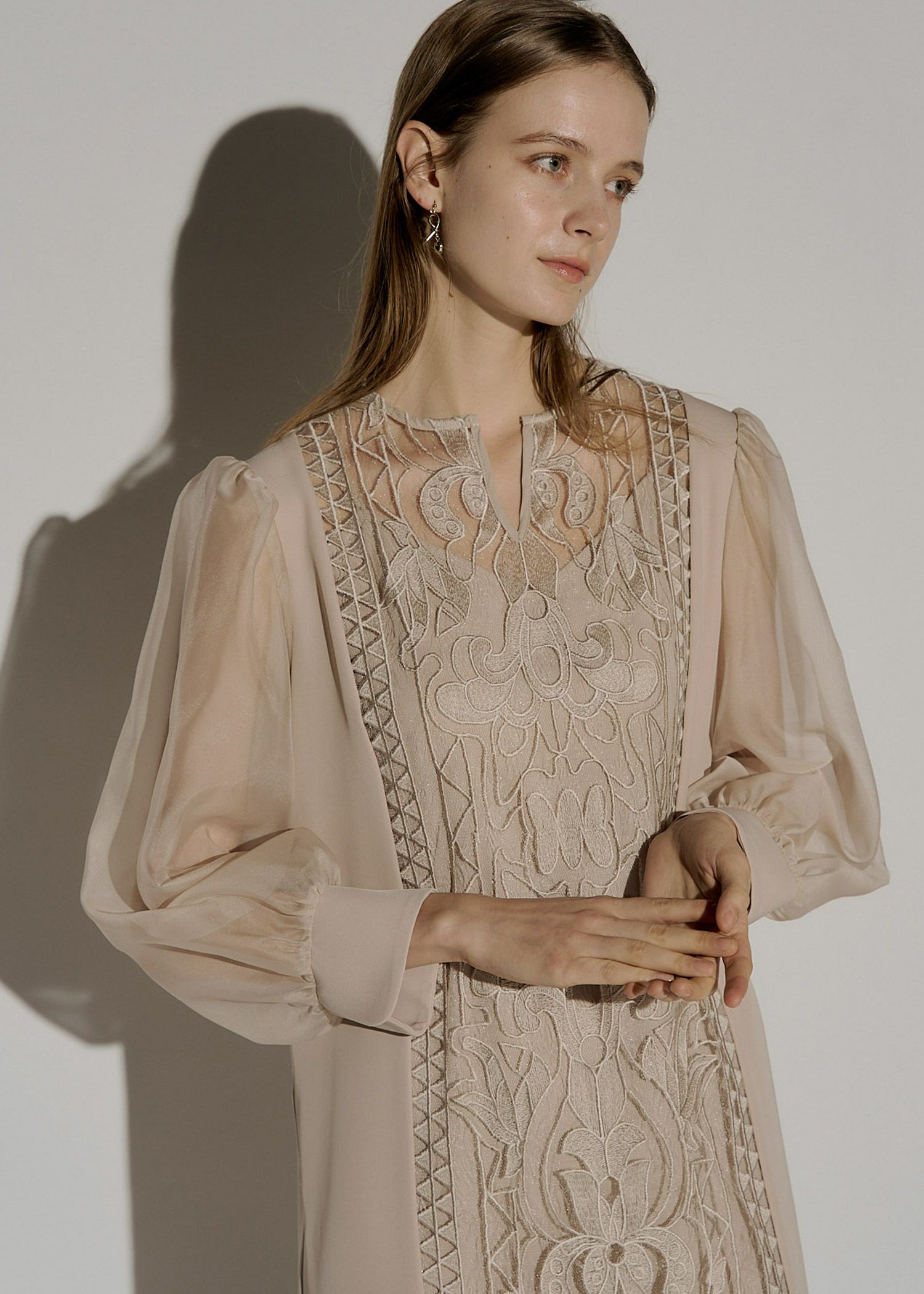 Medi embroidery lace dressのドレス|Dorry Doll / LE'RURE