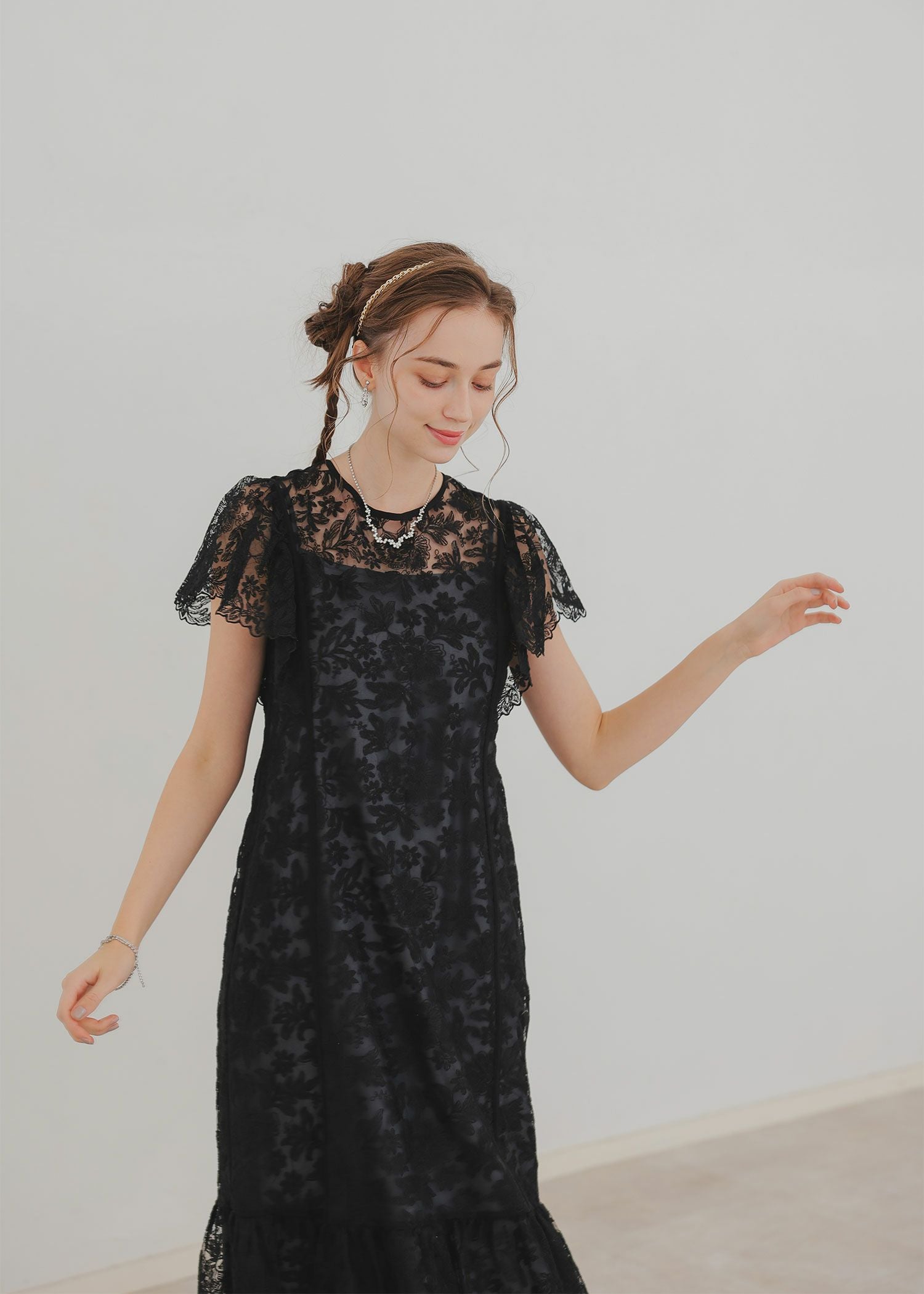 フラワーレースバックリボンドレス｜DorryDoll