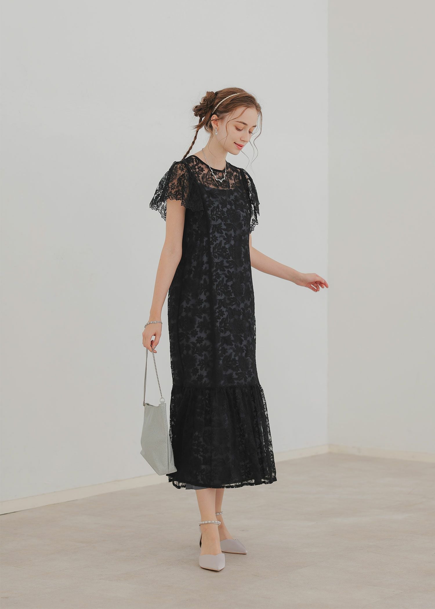 フラワーレースバックリボンドレス｜DorryDoll