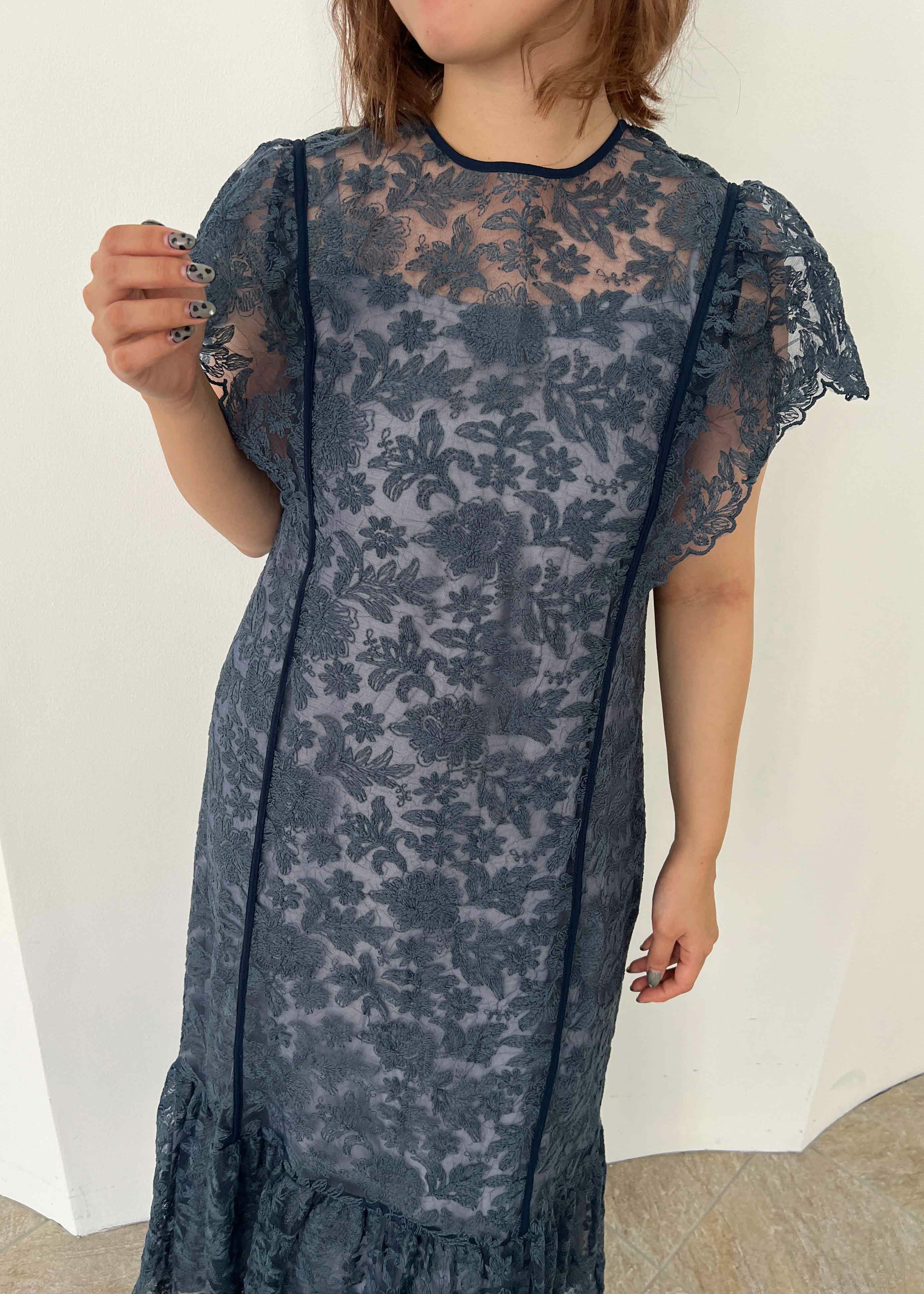 フラワーレースバックリボンドレス｜DorryDoll