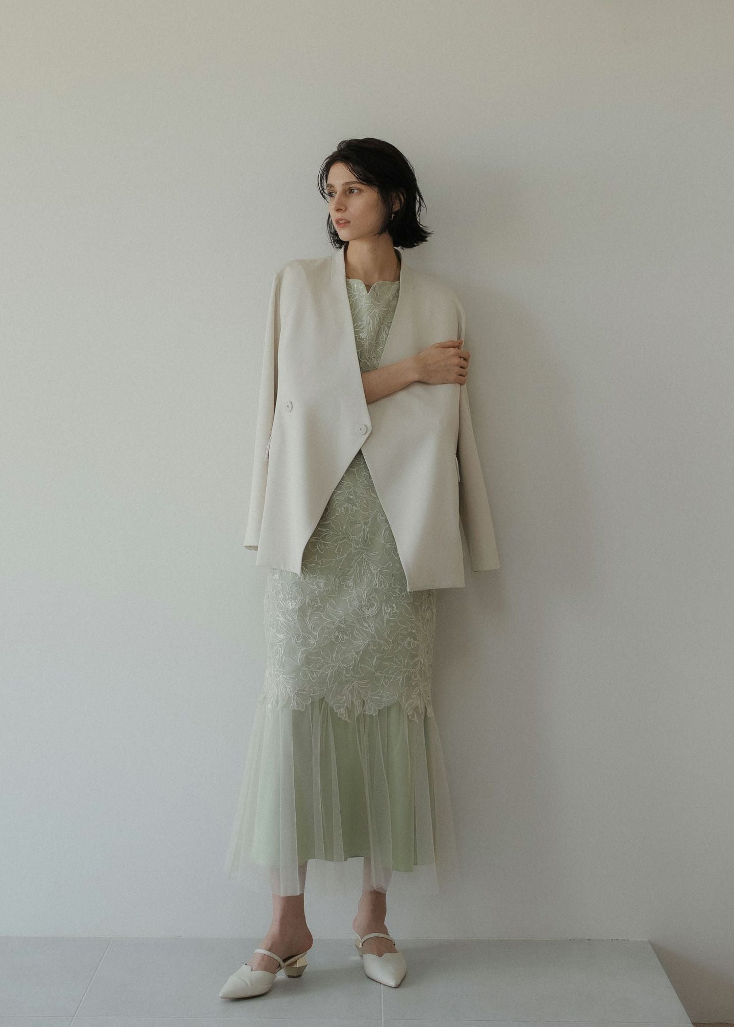 Melange collarless jacketのドレス|Dorry Doll / LE'RURE