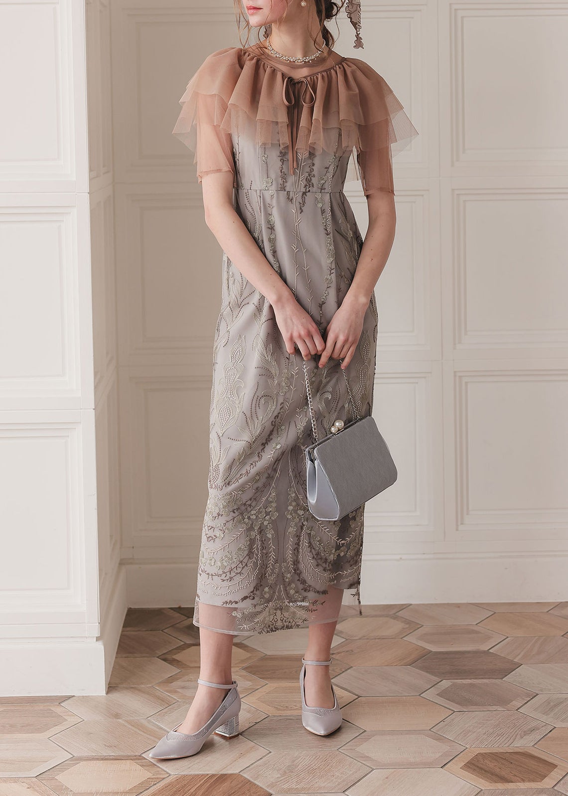 マルチケープIラインドレスのドレス|Dorry Doll / LE'RURE