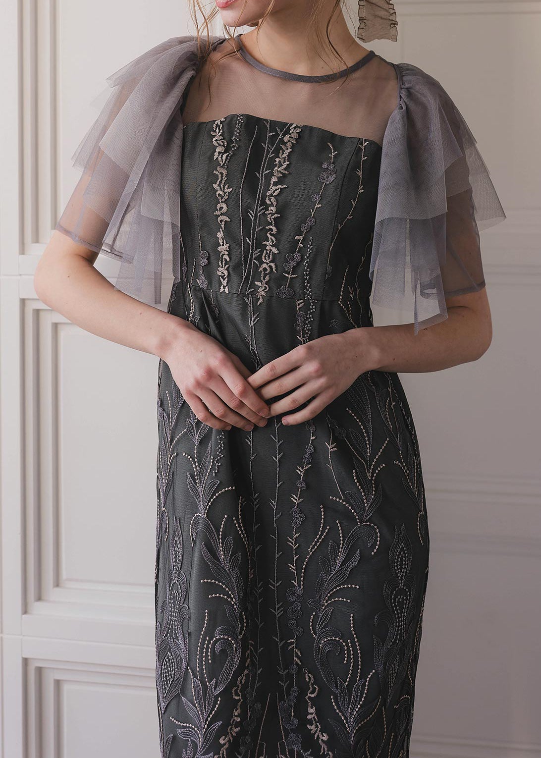 マルチケープIラインドレスのドレス|Dorry Doll / LE'RURE