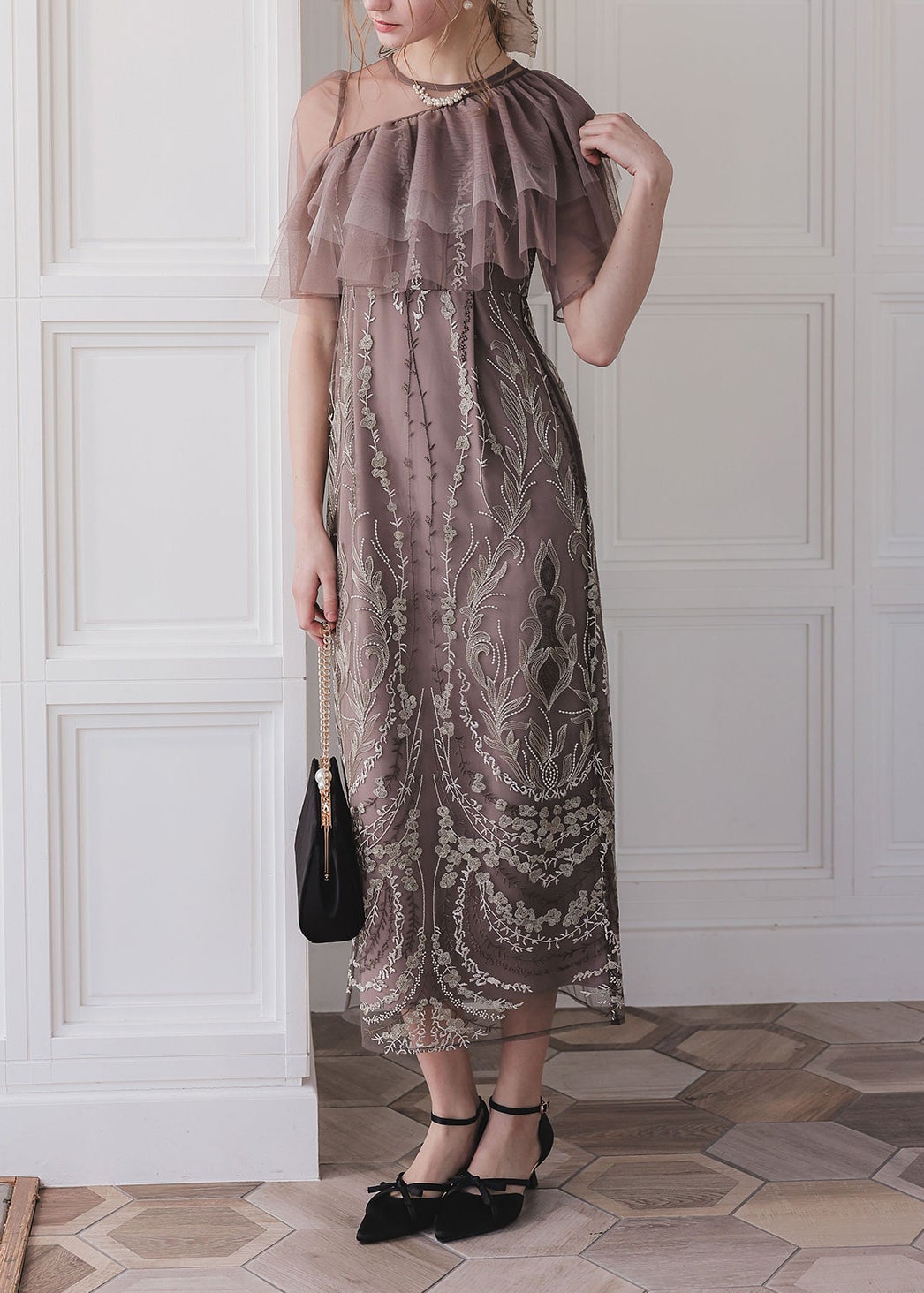 マルチケープIラインドレスのドレス|Dorry Doll / LE'RURE