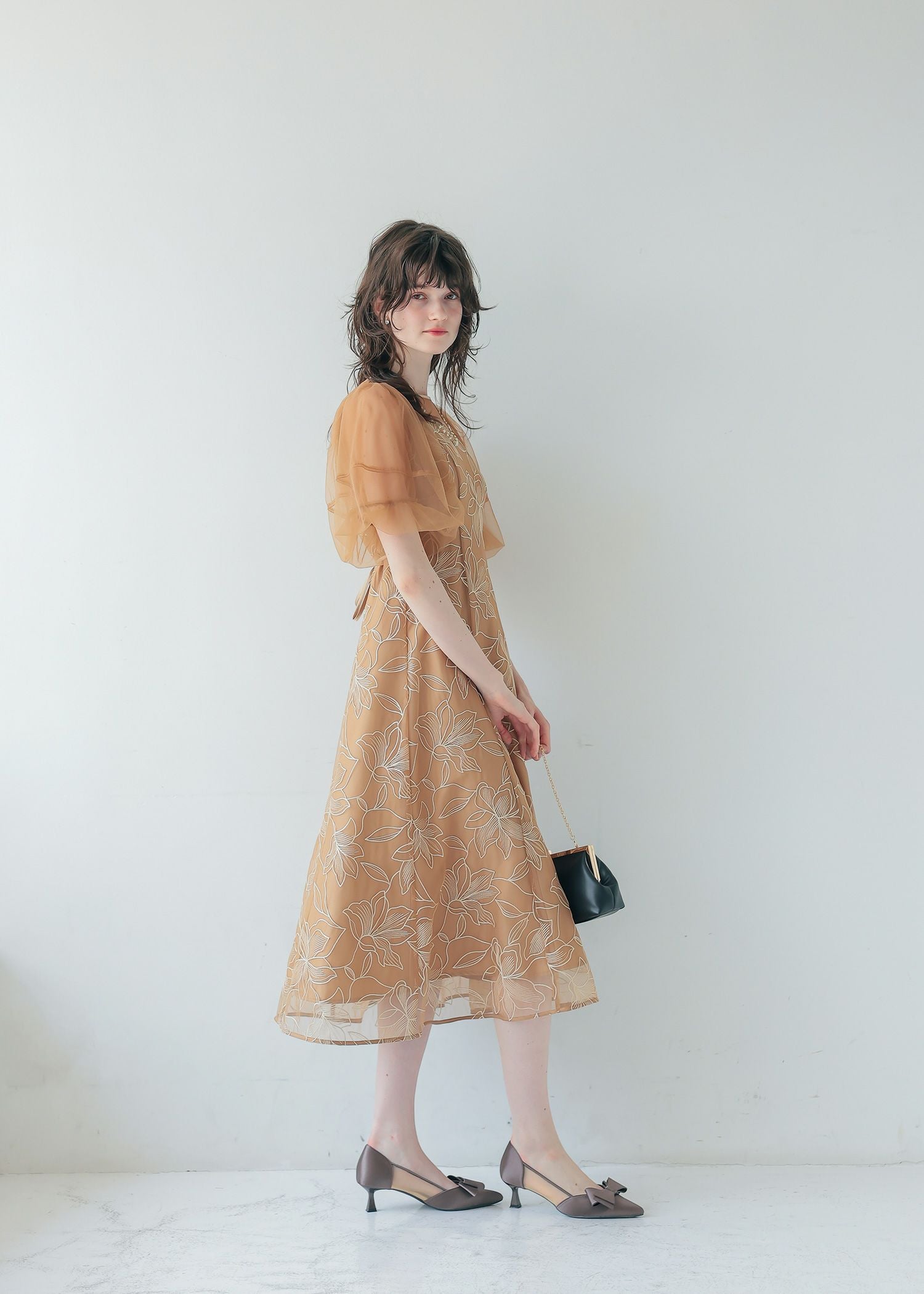 リリーパターンレースドレス｜DorryDoll