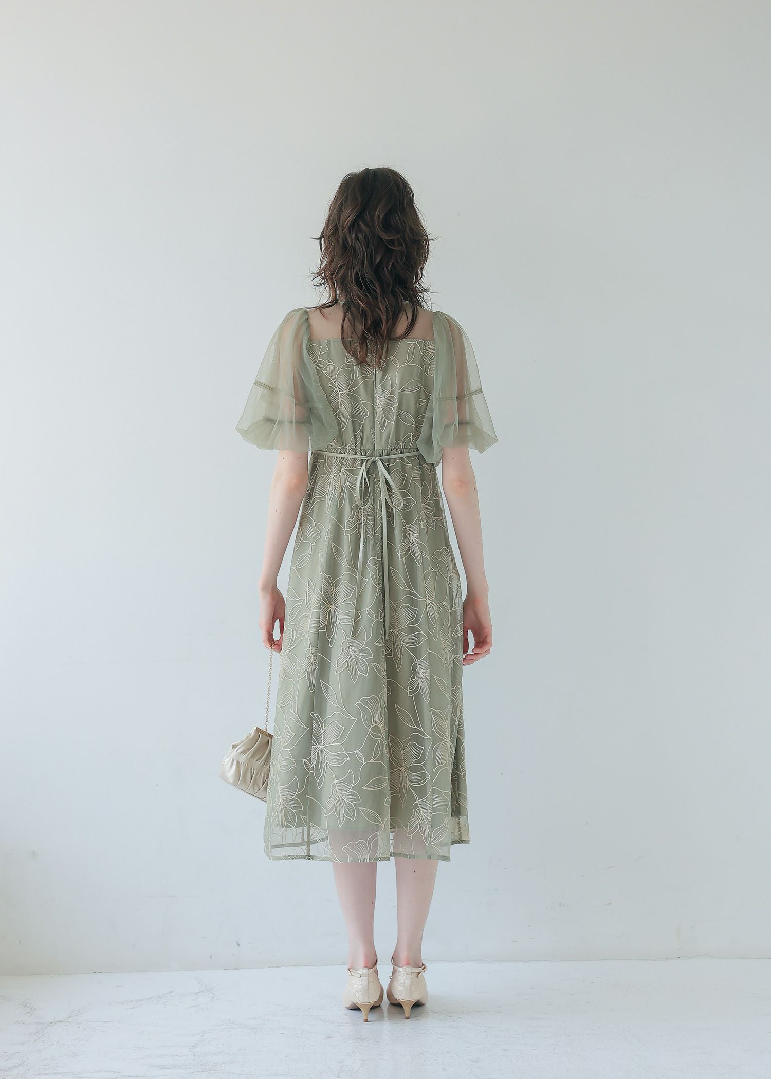 リリーパターンレースドレス｜DorryDoll