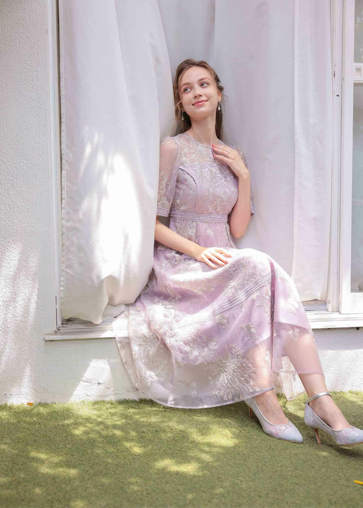 ラダーレースドレス|DorryDoll