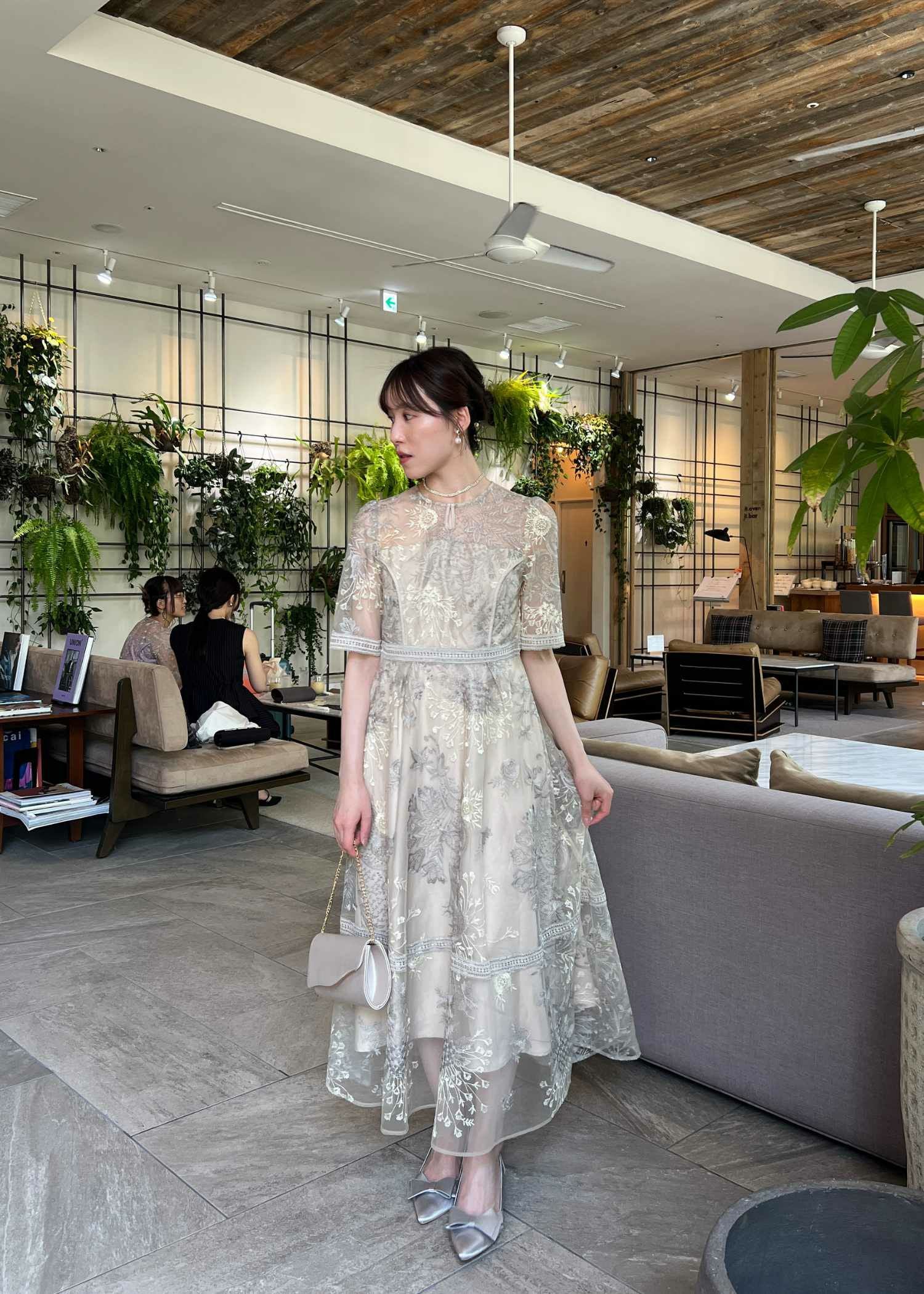 ラダーレースドレス|DorryDoll