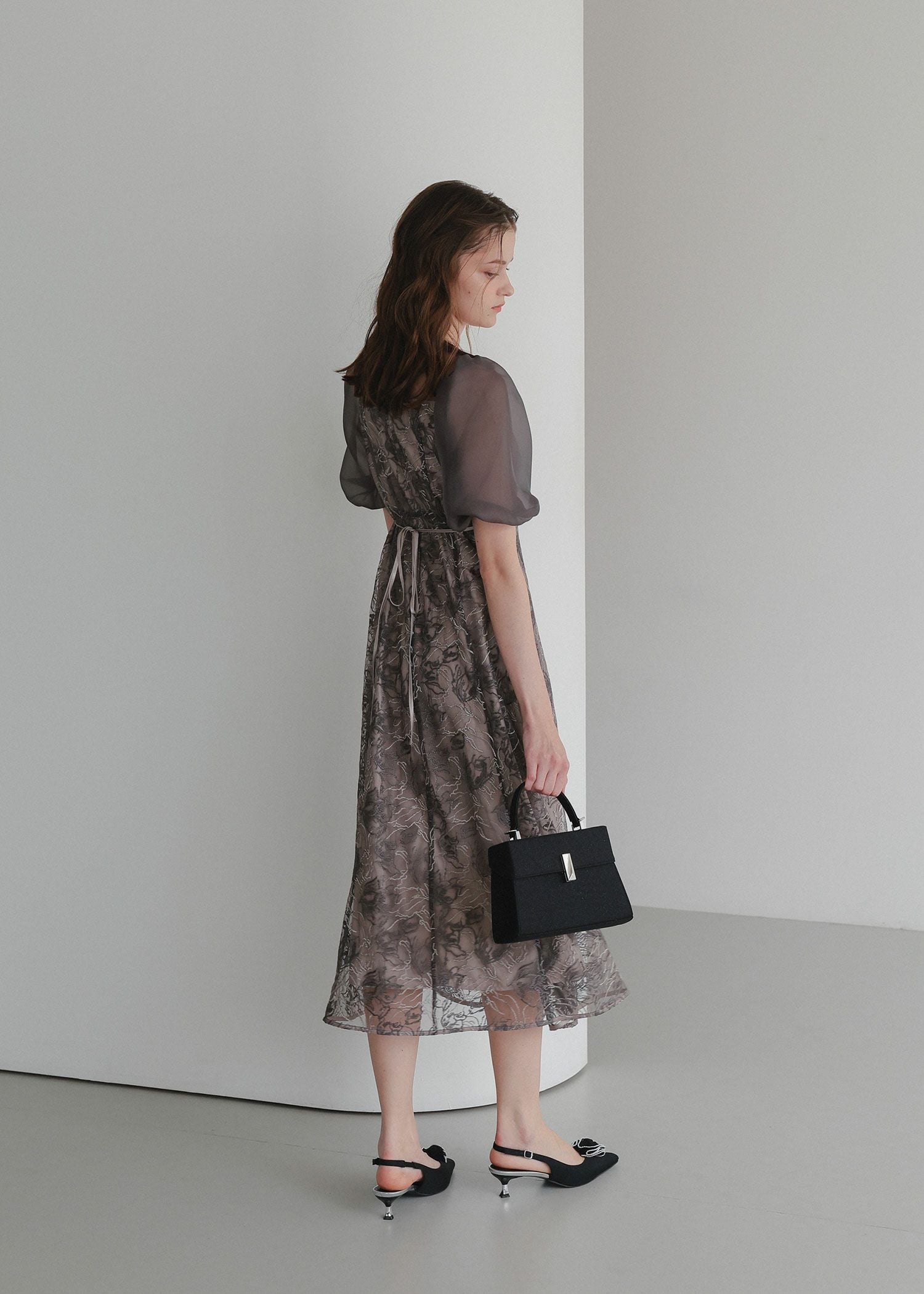 ニュアンスフラワーレースドレス｜DorryDoll