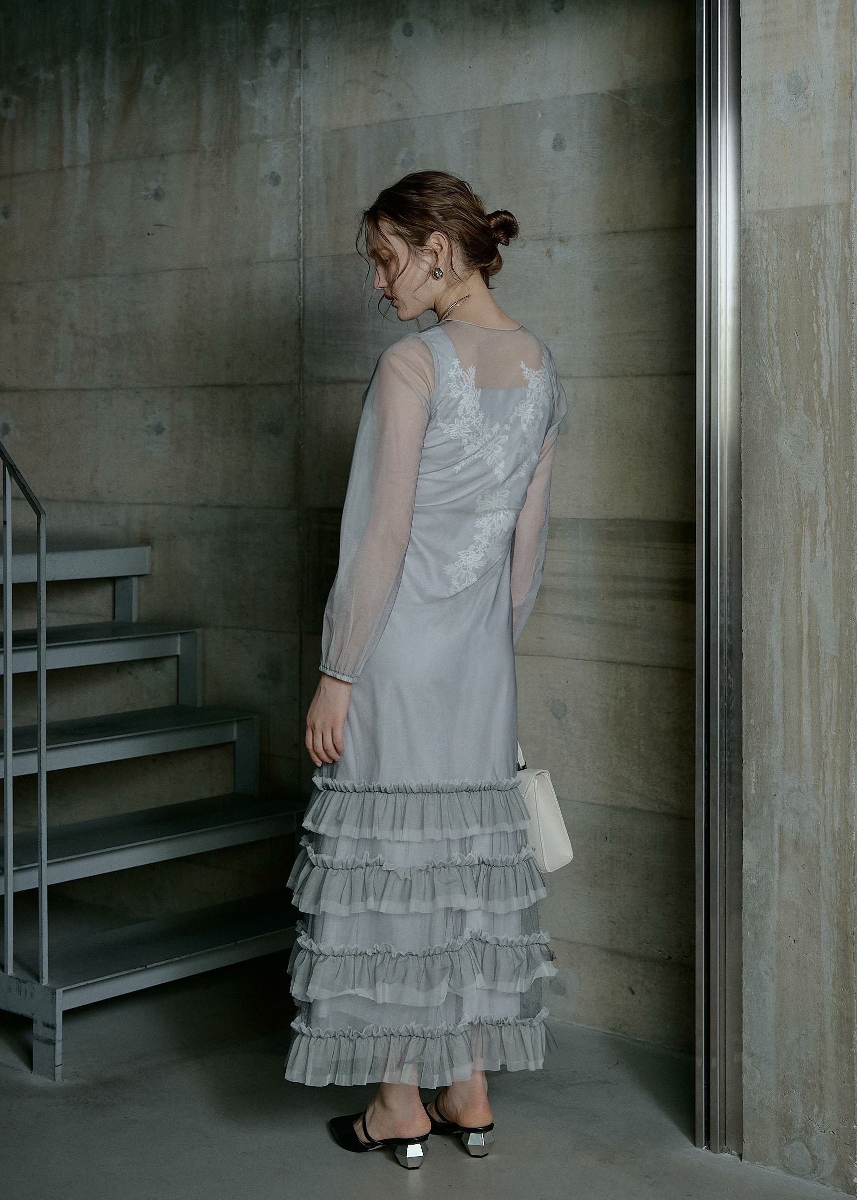 Lace motif frill line dressのドレス|Dorry Doll / LE'RURE
