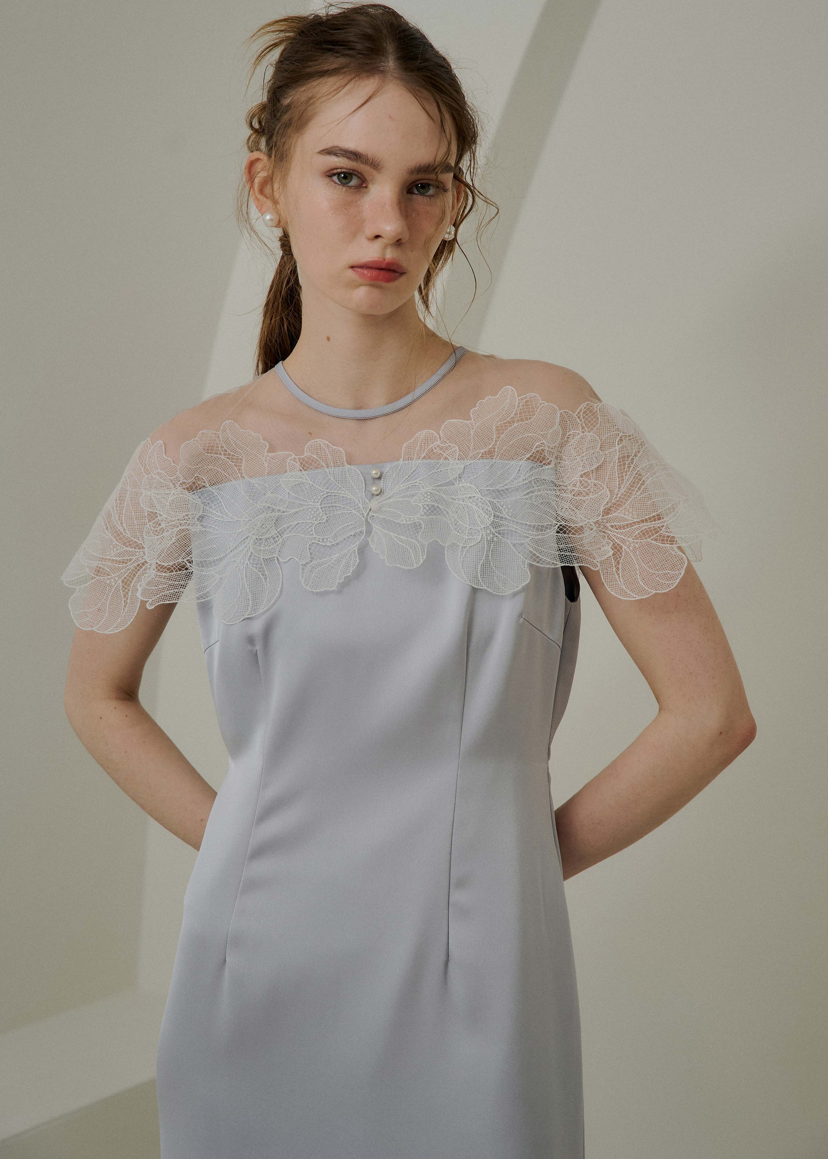 Fleur lace satin dressのドレス|Dorry Doll / LE'RURE