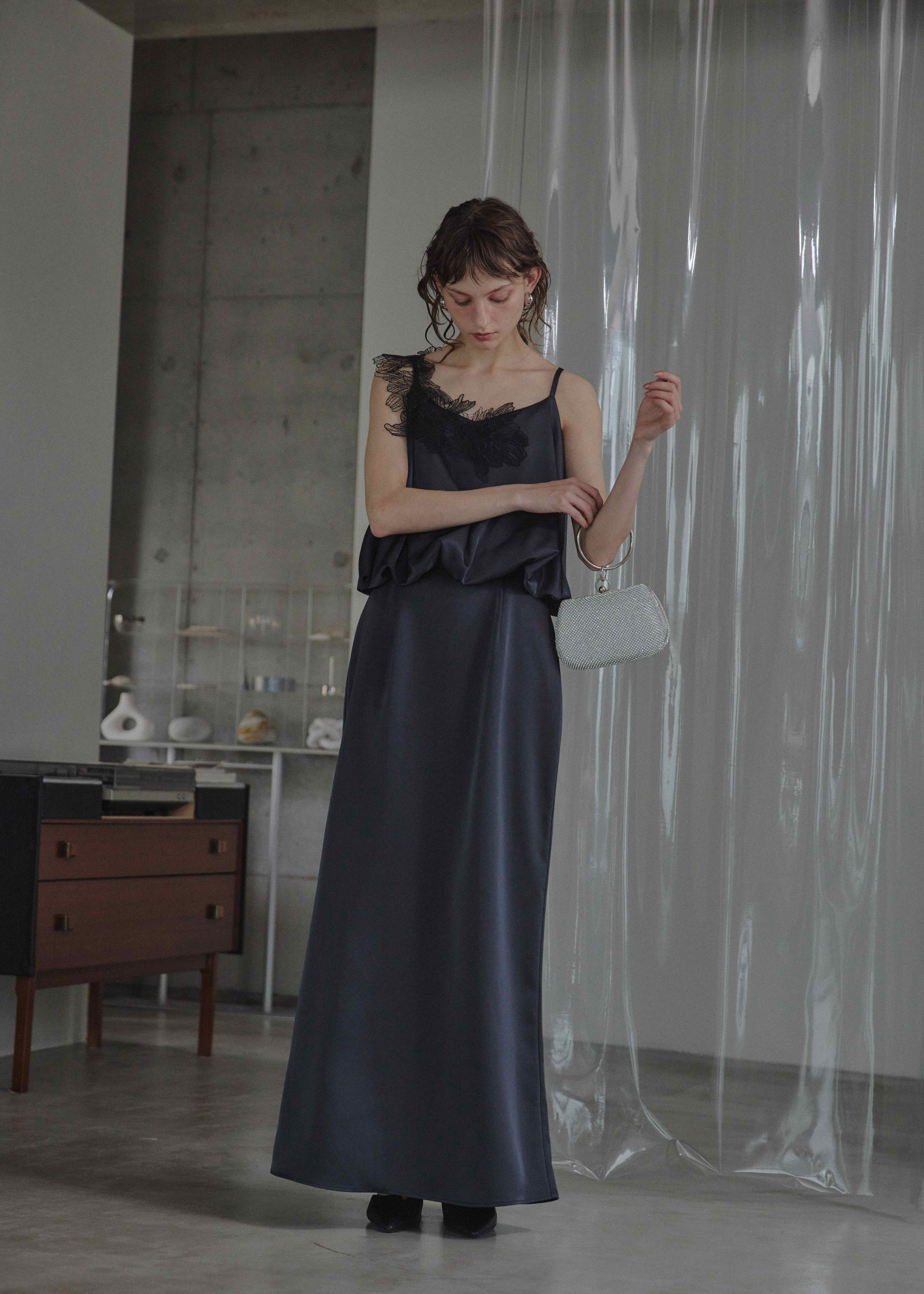 Lace motif balloon hem dressのドレス|Dorry Doll / LE'RURE