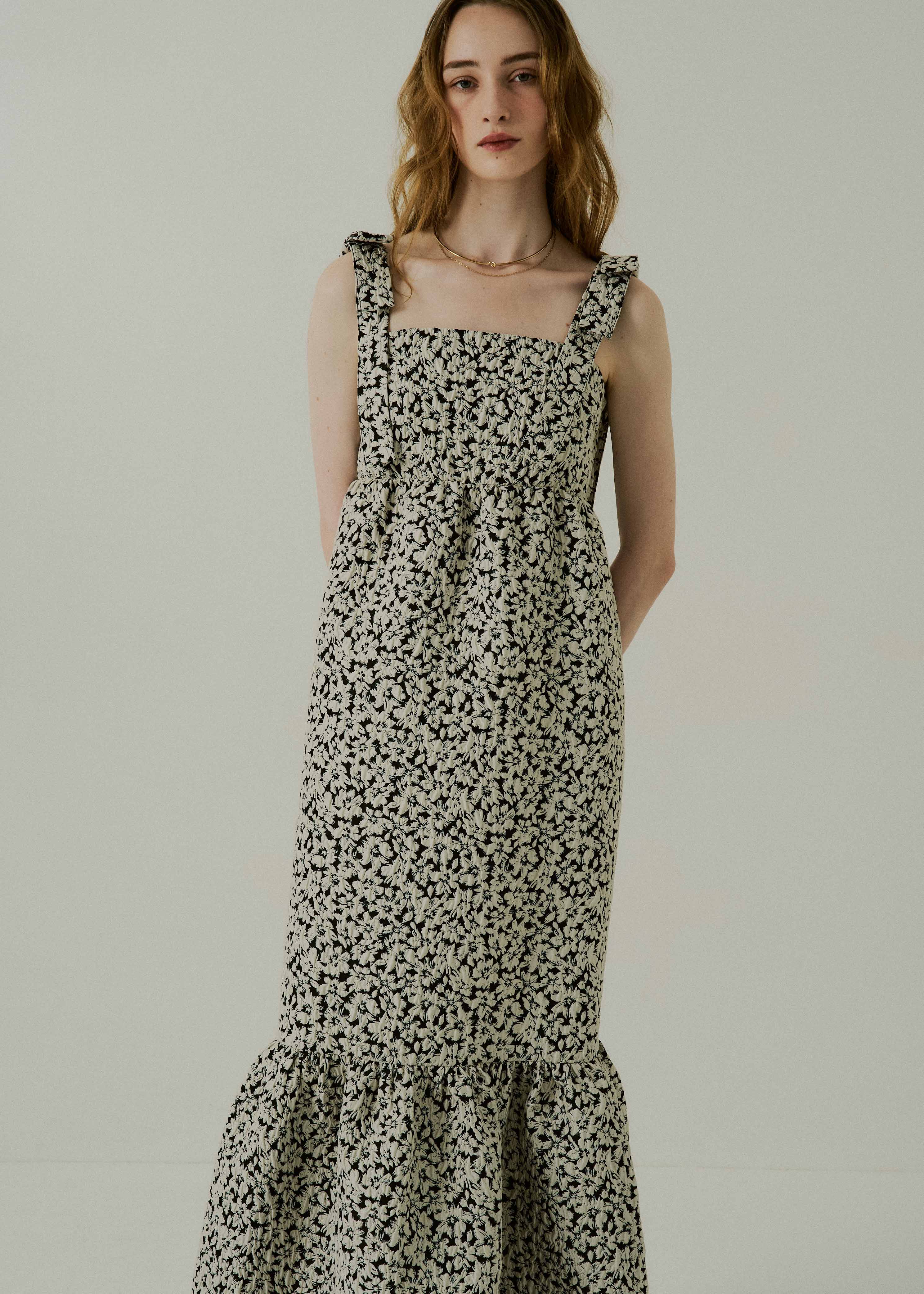 Jacquard ribbon tiered onepieceのドレス|Dorry Doll / LE'RURE