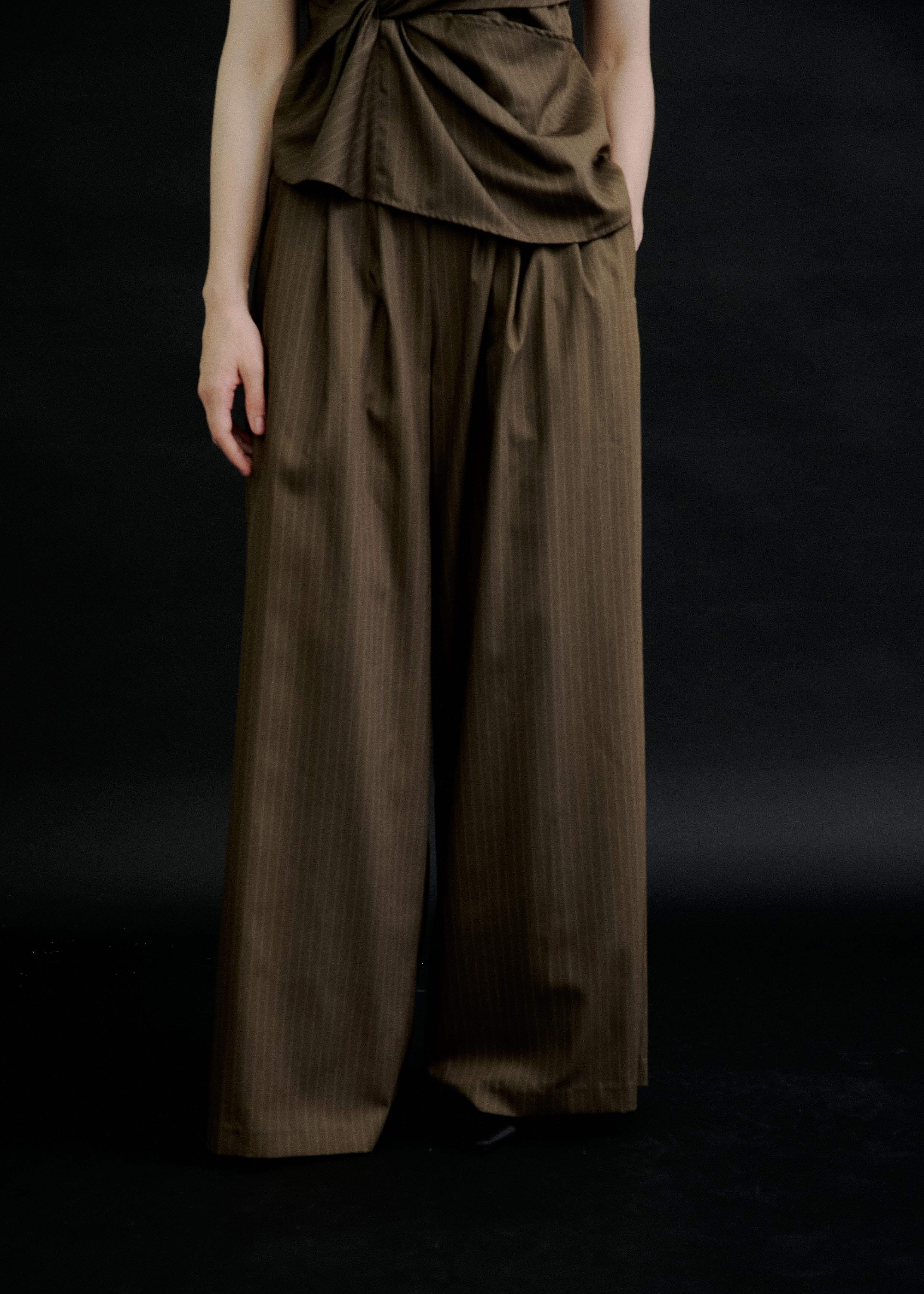 LE’RURE リルアー　drape design dress ブラウン　M LE'RURE｜リルアー公式オンラインストア